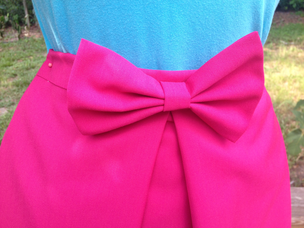 The bow skirt - Tulip Clothing
